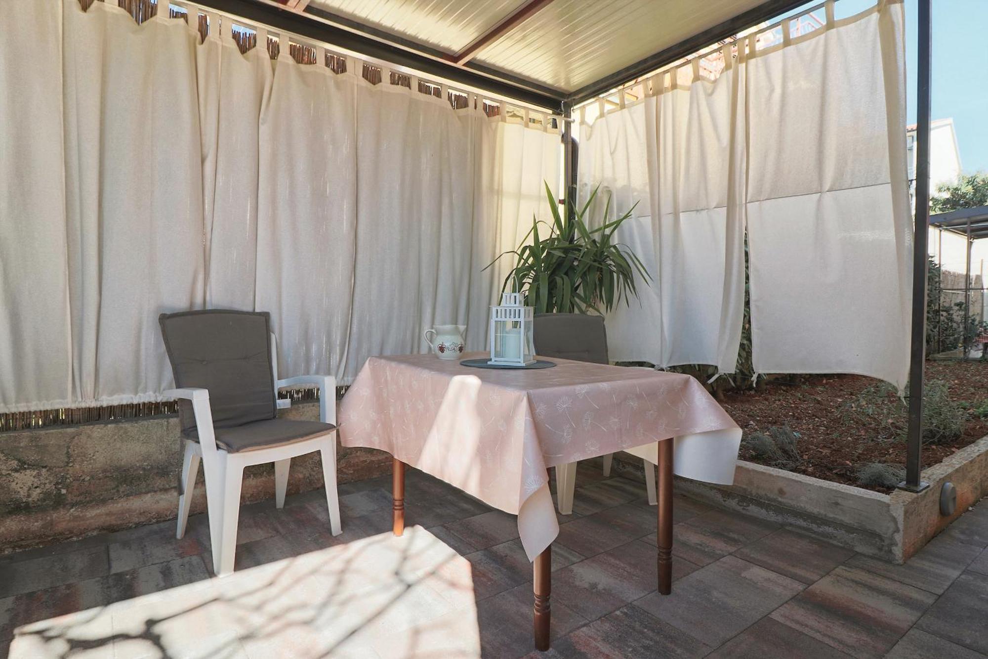 Studio Apartman Edy 3 Pula Exterior photo